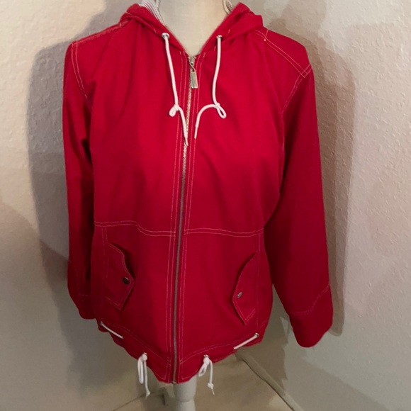Teddi Petite Women’s Hooded Lightweight Jacket Size PM in Red - Picture 1 of 10